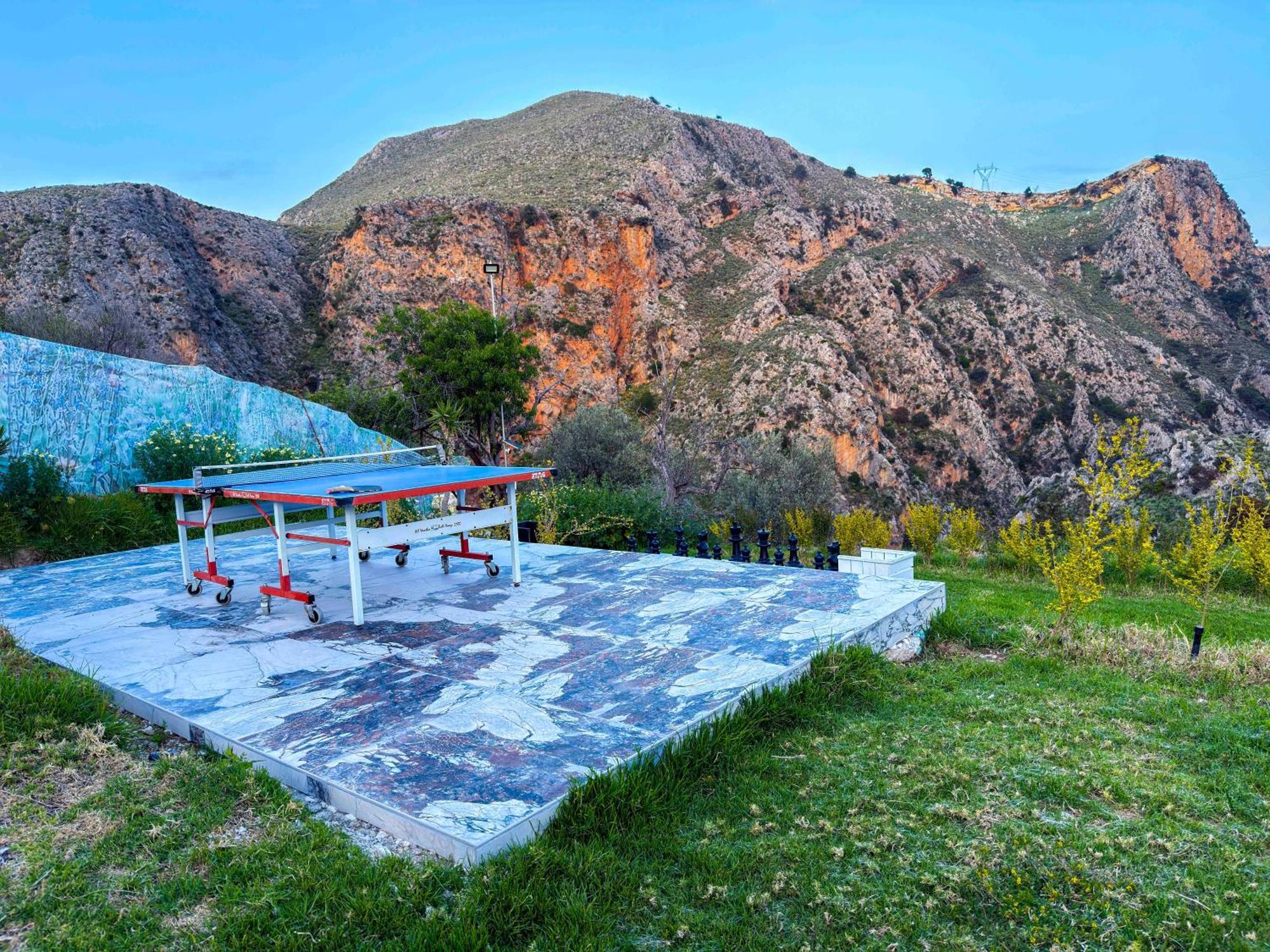 Heated Private Ozone Salt Pool, Jacuzzi, Cinema Inside & Outside, Ping Pong, Billiard, Ps5, Playground, Giant Chess, Giant Monopoly, Table Football, 3X Surround Sound - Villa Rokka Luxe Kíssamos Exterior foto